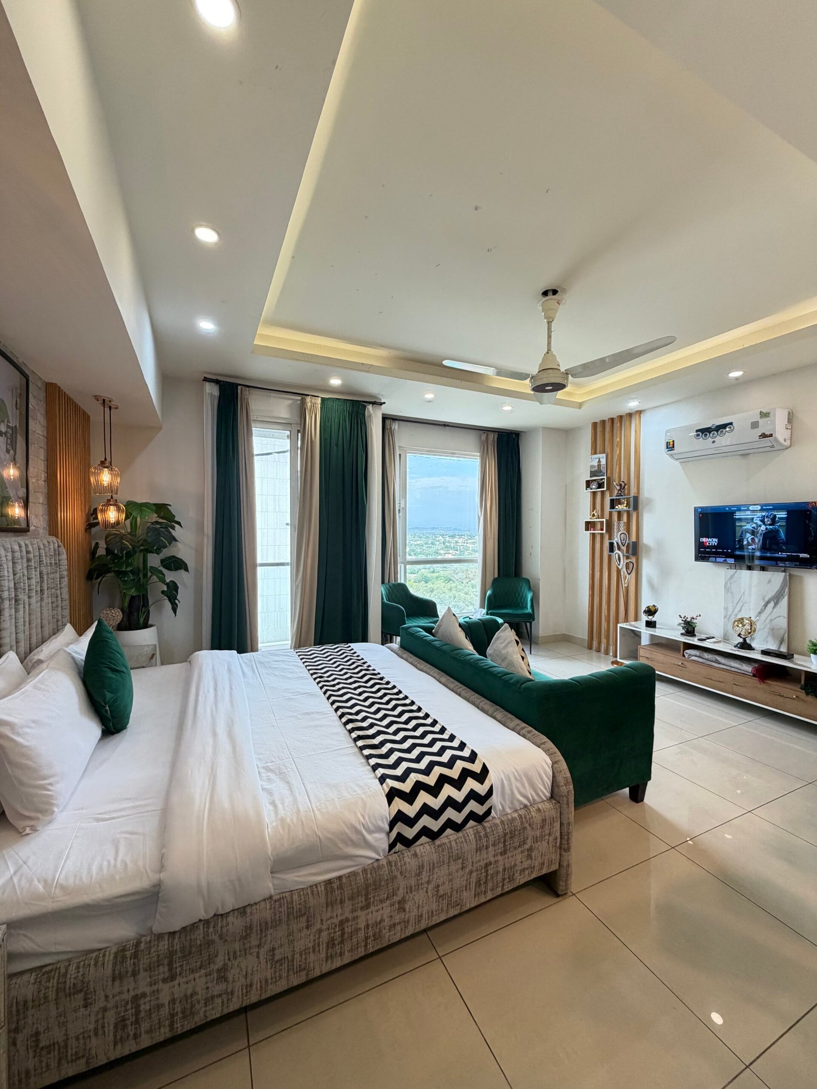 Elysium Luxury Stays studio apartment